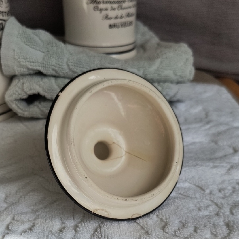 Pottery Barn Cream and Black Apothecary Bath Set - Picture 7 of 12